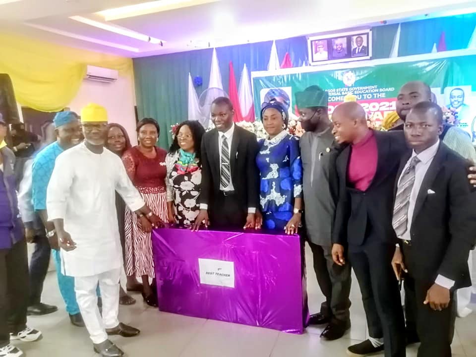 LASUBEB REWARDS OUTSTANDING TEACHING AND NON TEACHING STAFF